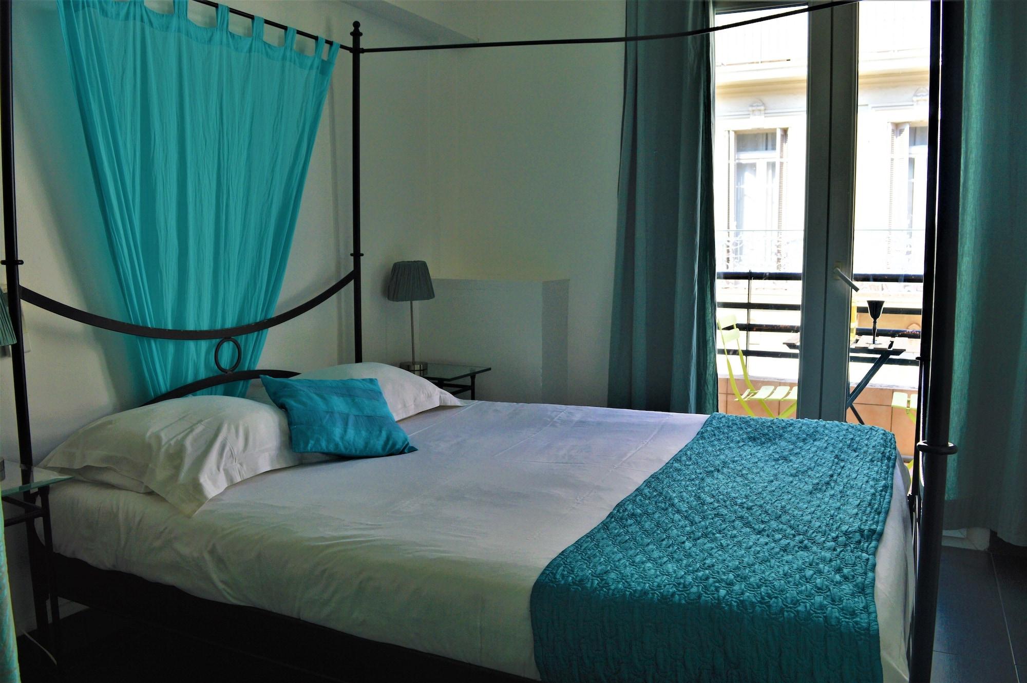 Celenya Hotel Toulon Exterior photo